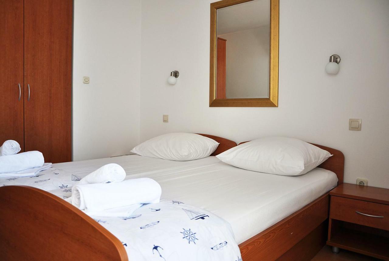 Sunrise Studio Apartments 3 로크바 로고즈니차 외부 사진