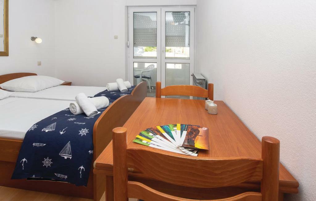 Sunrise Studio Apartments 3 로크바 로고즈니차 외부 사진