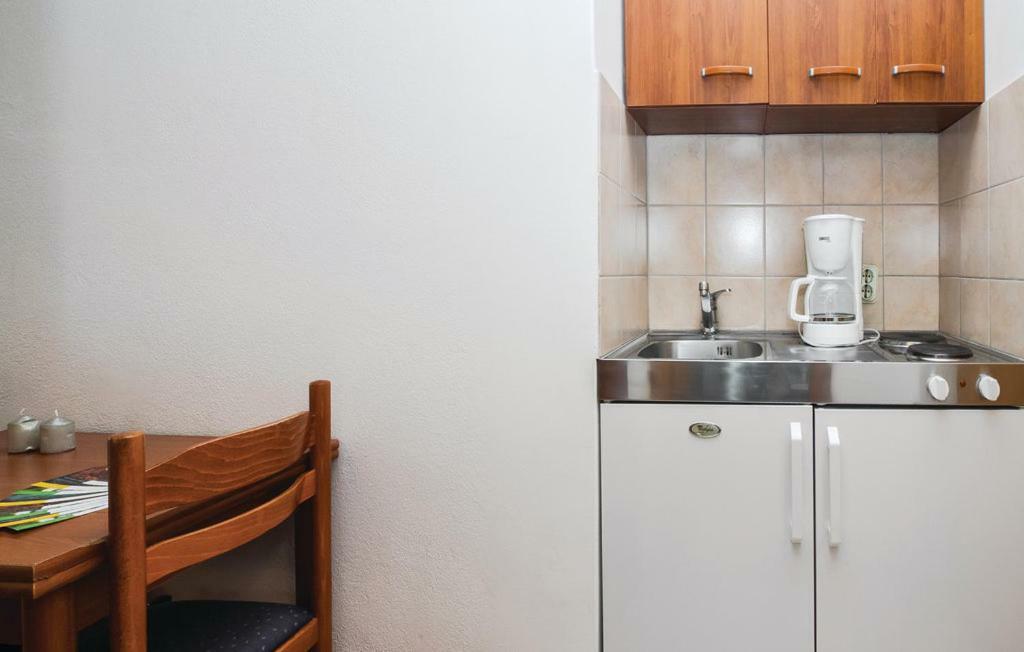 Sunrise Studio Apartments 3 로크바 로고즈니차 외부 사진